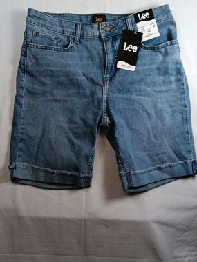 Lee Light Blue Denim Bermuda Shorts with Branded Tag. Super Stretch.